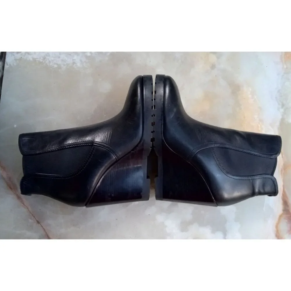 Michael Kors Thea Wedge Boot Women's sz. 8.5